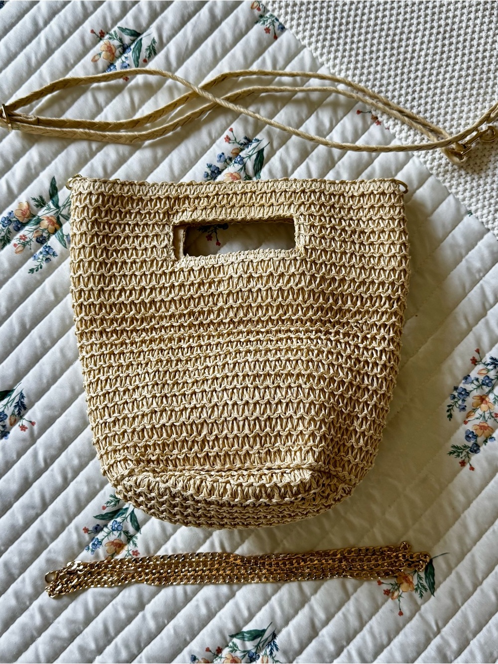Universal Thread Straw Crossbody Bucket Handbag w/ 2 Straps, Light Natural